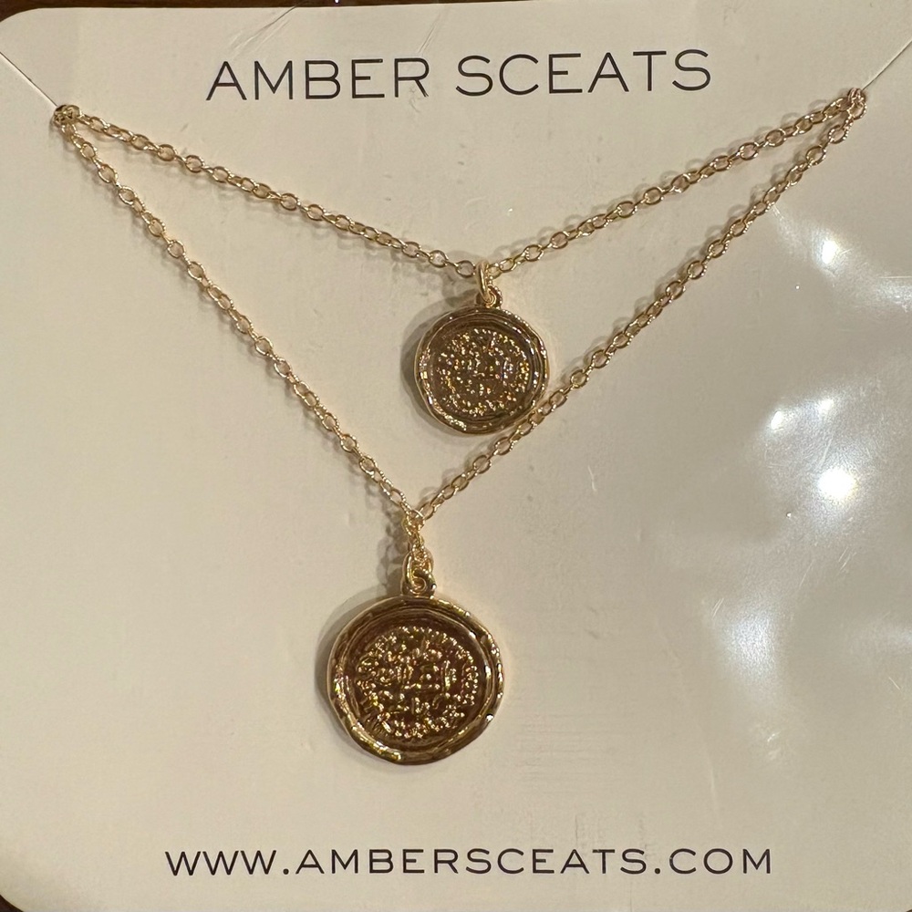 Amber Sceats Gold Pendant Necklace Set